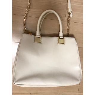 チャールズアンドキース(Charles and Keith)のCharles and Keith のホワイトバック(ハンドバッグ)