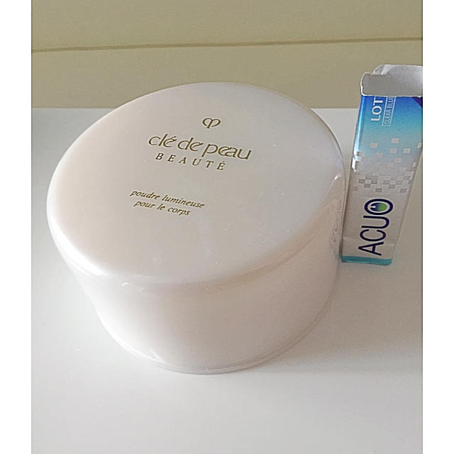 クレ・ド・ポー ボーテ 値下げ！結婚式ボディパウダーCle de peau の通販 by りっちゅ★'s shop｜クレドポーボーテならラクマ