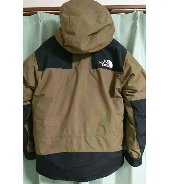 THE NORTH FACE(ザノースフェイス)のマウンテンダウンジャケット ビーチグリーン ノースフェイス メンズのジャケット/アウター(ダウンジャケット)の商品写真