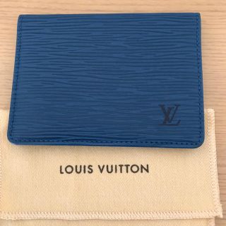 ルイヴィトン(LOUIS VUITTON)のルイヴィトン エピ 定期入れ パスケース レディース メンズ(名刺入れ/定期入れ)