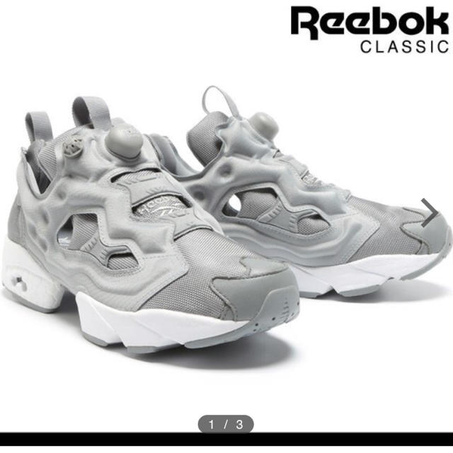 Reebok(リーボック)のりなさん専用 Reebok ポンプヒューリー  レディースの靴/シューズ(スニーカー)の商品写真