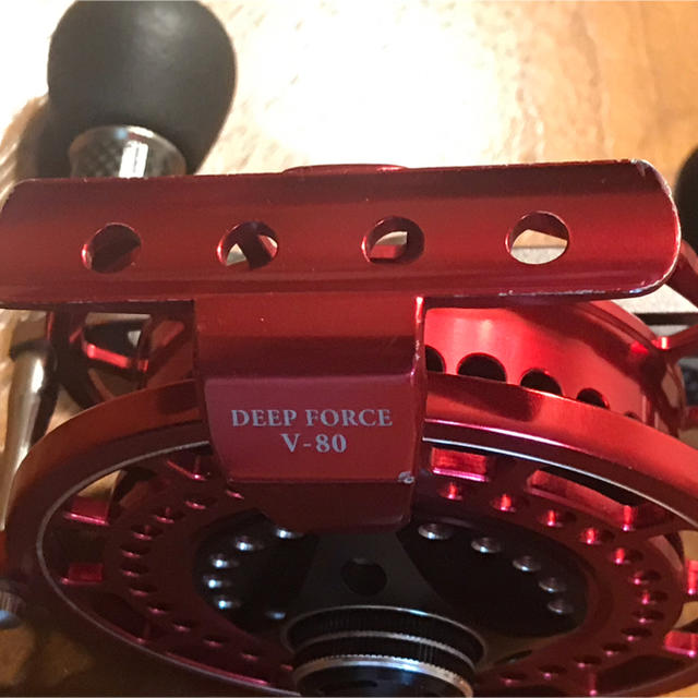 黒鯛工房 カセ筏師 DEEP FORCE V80ーRT 左巻+ハンドルサービス 黒鯛工房 カセ筏師 DEEP FORCE V80ーRT 左巻+ハンドルサービス