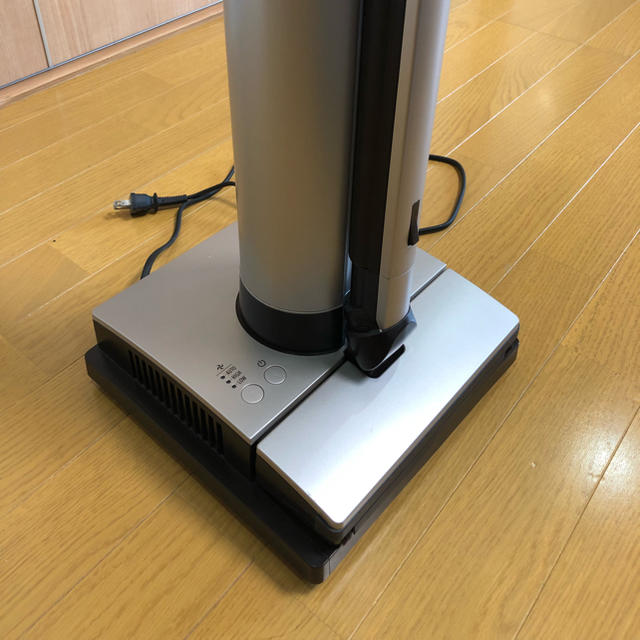 三菱電機(ミツビシデンキ)の三菱空気清浄機能付き掃除機  スマホ/家電/カメラの生活家電(掃除機)の商品写真