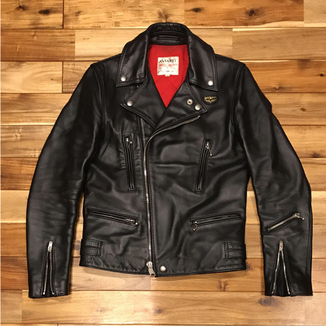 Lewis Leathers(ルイスレザー)のルイスレザーライトニング402 36LewisLeatherslightning メンズのジャケット/アウター(ライダースジャケット)の商品写真