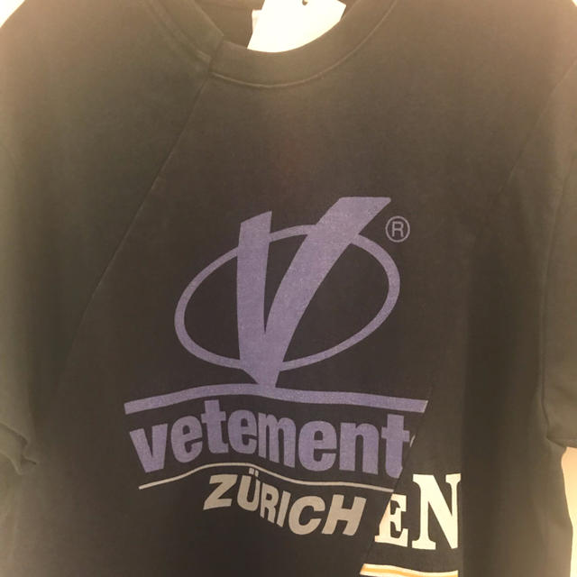 Balenciaga(バレンシアガ)のvetements 再構築 Tシャツ メンズのトップス(Tシャツ/カットソー(半袖/袖なし))の商品写真