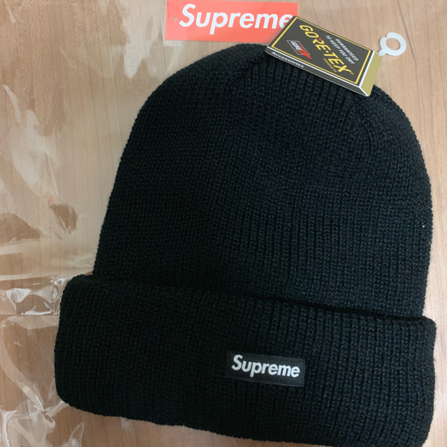 Supreme(シュプリーム)のsupreme gore-tex beanie BLACK メンズの帽子(ニット帽/ビーニー)の商品写真