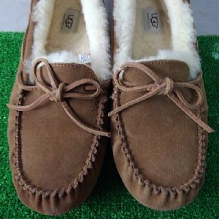 アグ(UGG)のUgg ダコタ　美品(スリッポン/モカシン)