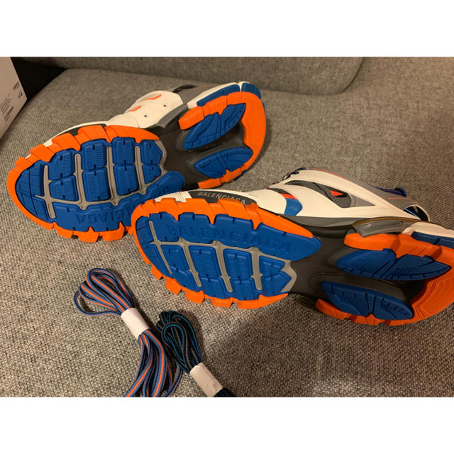 Balenciaga(バレンシアガ)のBalenciagaバレンシアガTrackトラックスニーカーオレンジ新品42 メンズの靴/シューズ(スニーカー)の商品写真