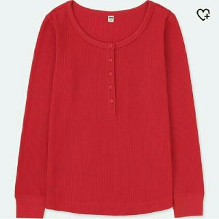 ユニクロ(UNIQLO)のユニクロ ★ 赤 ★ ワッフルヘンリーネックT ★ 新品 ★ タグ付 ★今季 (ニット/セーター)