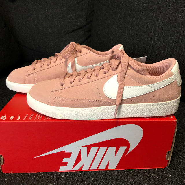 【新品未使用】NIKE☆W BLAZER LOW SD☆ウィメンズスニーカー 1