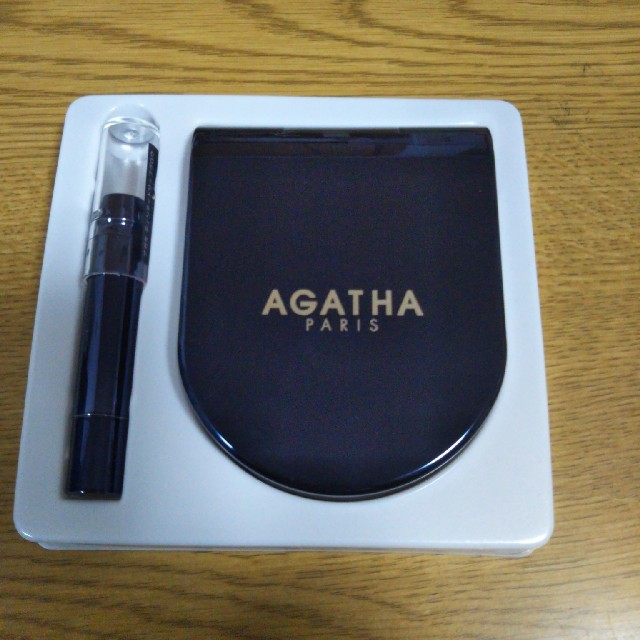 AGATHA(アガタ)の☆AGATHA ファンデーションパクト コスメ/美容のベースメイク/化粧品(ファンデーション)の商品写真