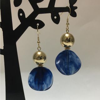 ハンドメイド ピアス(ピアス)