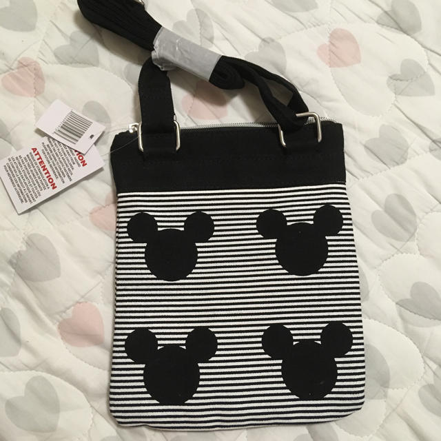 Disney(ディズニー)のカリフォルニアディズニー ポシェット レディースのバッグ(ショルダーバッグ)の商品写真