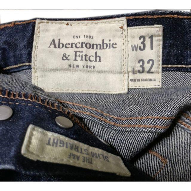 Abercrombie&Fitch(アバクロンビーアンドフィッチ)の正規品 美品 アバクロンビーアンドフィッチ ストレート デニム メンズのパンツ(デニム/ジーンズ)の商品写真