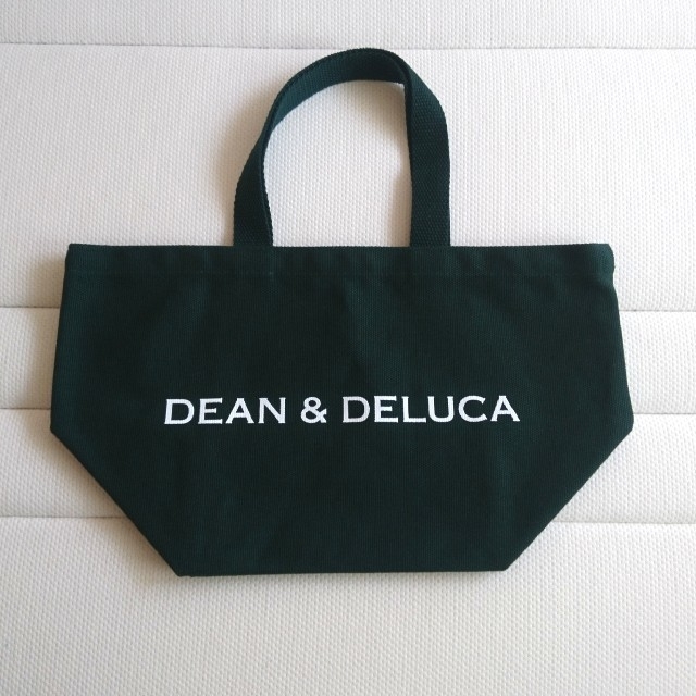 DEAN & DELUCA(ディーンアンドデルーカ)のDEAN&DELUCA★トートバッグ2018 レディースのバッグ(トートバッグ)の商品写真