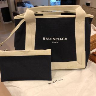 バレンシアガ(Balenciaga)の5パーセントオフクーポン 新品未使用　バレンシアガ　トートバッグ Ｓ　送料込(トートバッグ)