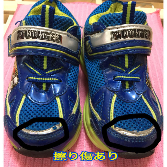 BANDAI(バンダイ)の光る靴 ジュウオウジャー 16センチ キッズ/ベビー/マタニティのキッズ靴/シューズ(15cm~)(スニーカー)の商品写真