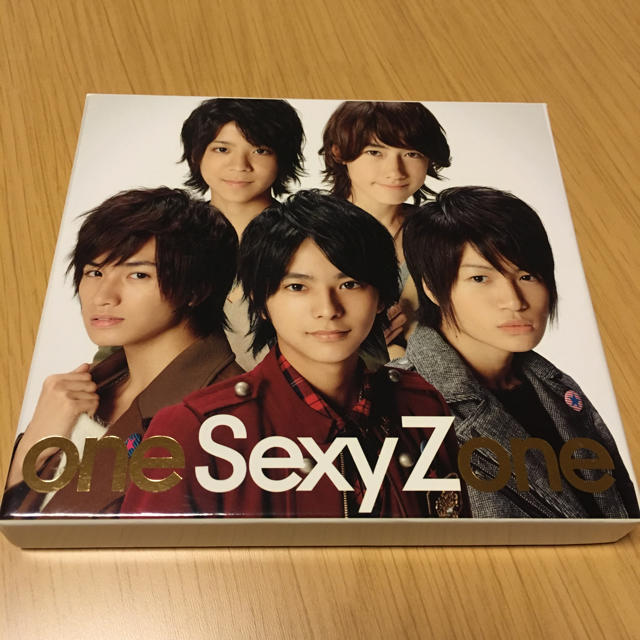 Sexy Zone(セクシー ゾーン)のoneSexyZone 初回限定盤 エンタメ/ホビーのCD(ポップス/ロック(邦楽))の商品写真