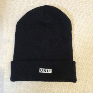 ユニフ(UNIF)のUNIF キャップ(ニット帽/ビーニー)