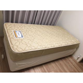 シモンズ(SIMMONS)の【ヨースケ様専用】シモンズ シングル+無印シングル マットレスセット (マットレス)