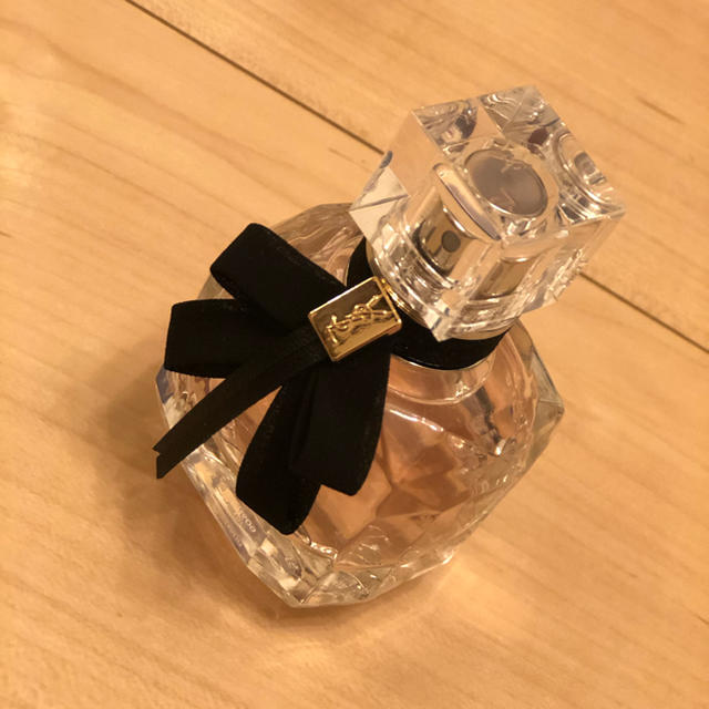 Yves Saint Laurent モンパリ オーデパルファム 30ml