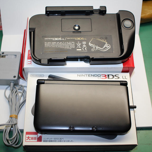 3DS LL BLACK