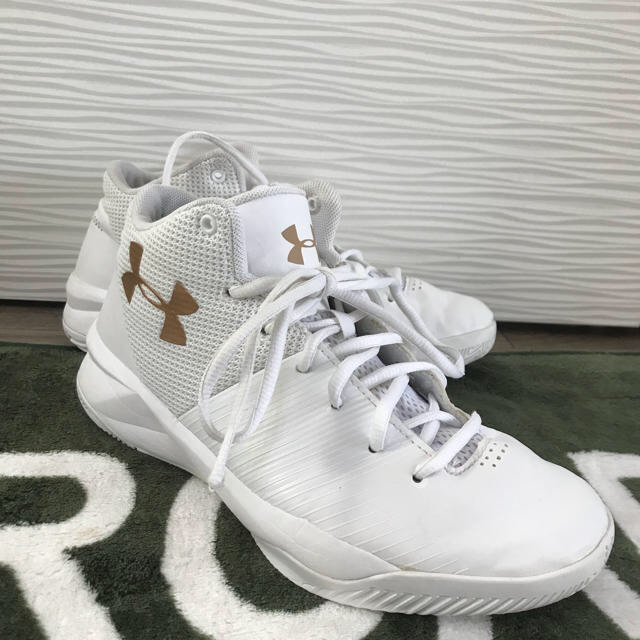 バスケットボールシューズ アンダーアーマー[UNDER ARMOUR バスケットボールシューズ アンダーアーマー[UNDER ARMOUR