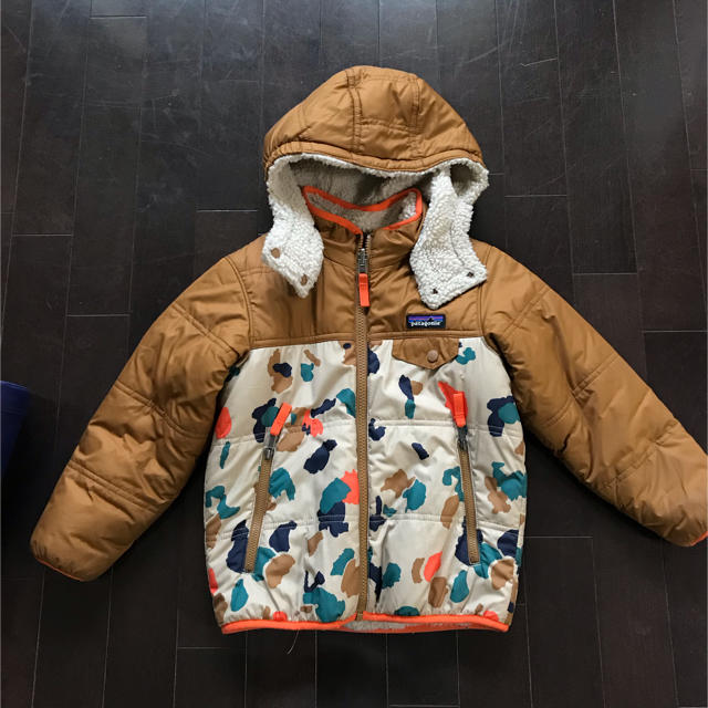 patagonia(パタゴニア)のティピ様専用 キッズ/ベビー/マタニティのキッズ服男の子用(90cm~)(コート)の商品写真