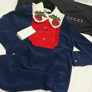 グッチ(Gucci)の【Sue様ご専用】 定価18万・新品★GUCCI★ 刺繍ブラウス(シャツ/ブラウス(長袖/七分))