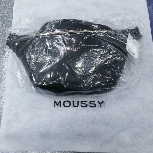 moussy(マウジー)の新品ブラック★WAIST&SHOULDERバッグ※正規品は値札が向かって右に付属 レディースのバッグ(ボディバッグ/ウエストポーチ)の商品写真