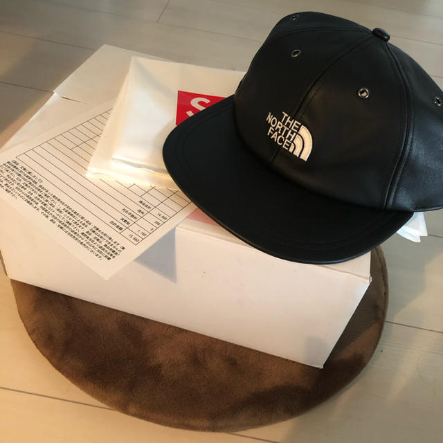 supreme north face leater 6-panel capのサムネイル