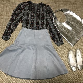 ザラ(ZARA)のZARA  フェイクスエード スカート (ひざ丈スカート)