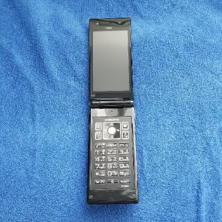 エヌティティドコモ(NTTdocomo)のdocomo　F-03C 未使用白ロム(携帯電話本体)