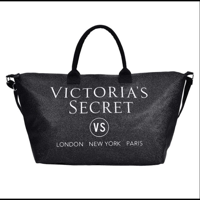 Victoria's Secret(ヴィクトリアズシークレット)の販売中最安値 ヴィクトリアシークレット ボストンバッグ レディースのバッグ(ボストンバッグ)の商品写真