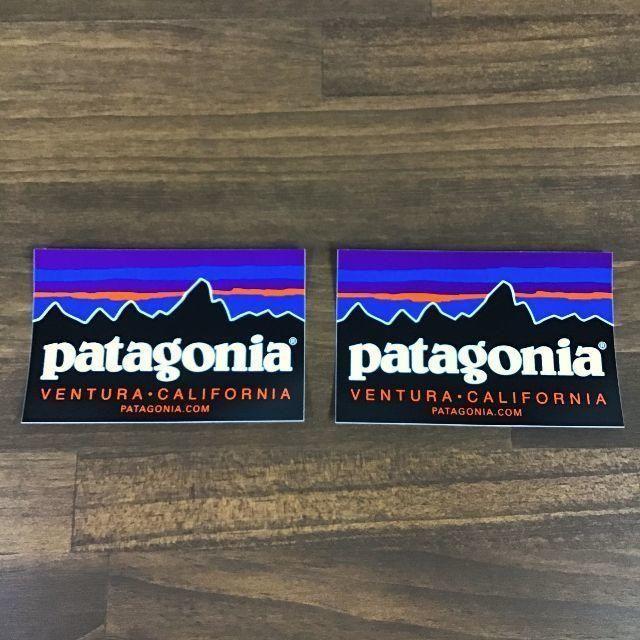 patagonia(パタゴニア)のパタゴニア　ロゴステッカー　P６ロゴ 2枚セット スポーツ/アウトドアのスポーツ/アウトドア その他(その他)の商品写真
