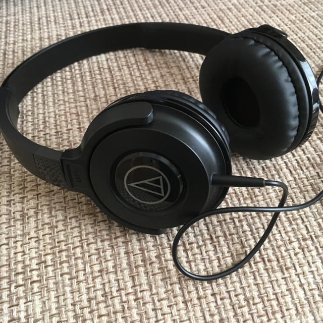 audio-technica(オーディオテクニカ)のオーディオテクニカ・ヘッドフォン スマホ/家電/カメラのオーディオ機器(ヘッドフォン/イヤフォン)の商品写真