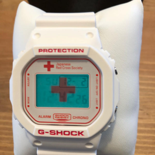 赤十字 G-SHOCK