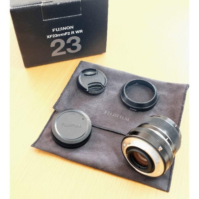 富士フイルム(フジフイルム)のフジノンレンズ XF23mmF2 R WR /美品/送料込み！ スマホ/家電/カメラのカメラ(レンズ(単焦点))の商品写真