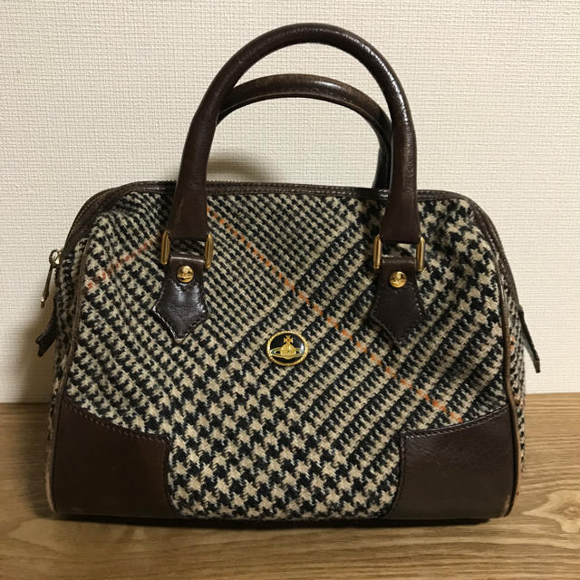 Vivienne Westwood(ヴィヴィアンウエストウッド)のココサキ様専用 vivienne westwoood エナメルオーブ  レディースのバッグ(ボストンバッグ)の商品写真