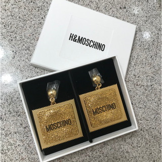 エイチアンドエム(H&M)の新品未使用 H＆M X Moschino コラボ！Gold-Plated(ピアス)