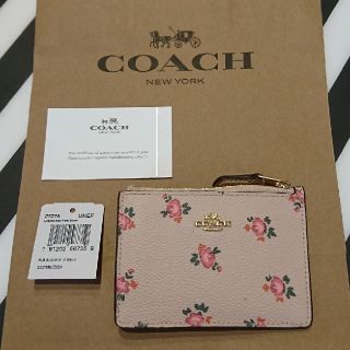 コーチ(COACH)の♥️新品♥️【COACH】ID・パス・コインケース☆フローラル柄☆(パスケース/IDカードホルダー)