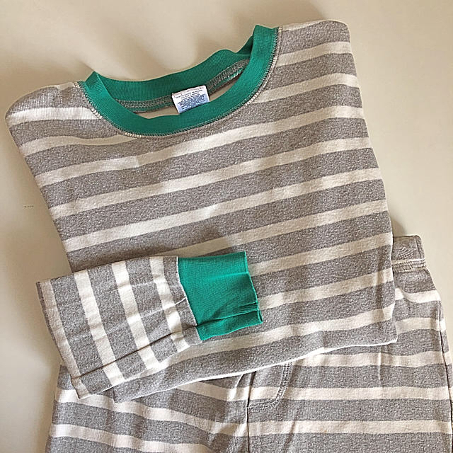 Boden(ボーデン)のボーダー パジャマ mini Boden 8歳 男の子  キッズ/ベビー/マタニティのキッズ服男の子用(90cm~)(パジャマ)の商品写真