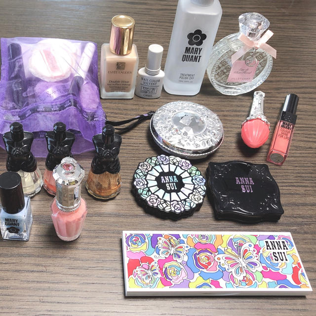 ANNA SUI(アナスイ)のANNA SUIなど メイク、ネイル用品 コスメ/美容のキット/セット(コフレ/メイクアップセット)の商品写真