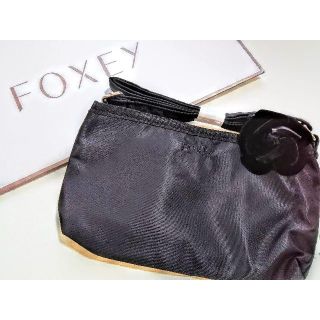 フォクシー(FOXEY)のフォクシー  ショルダーバッグ カメリア付き(ショルダーバッグ)