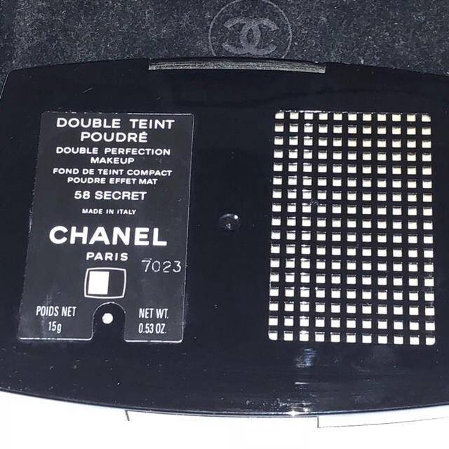 CHANEL(シャネル)のCHANEL DOUBLE TEINT POUDRE #58 コスメ/美容のベースメイク/化粧品(フェイスパウダー)の商品写真