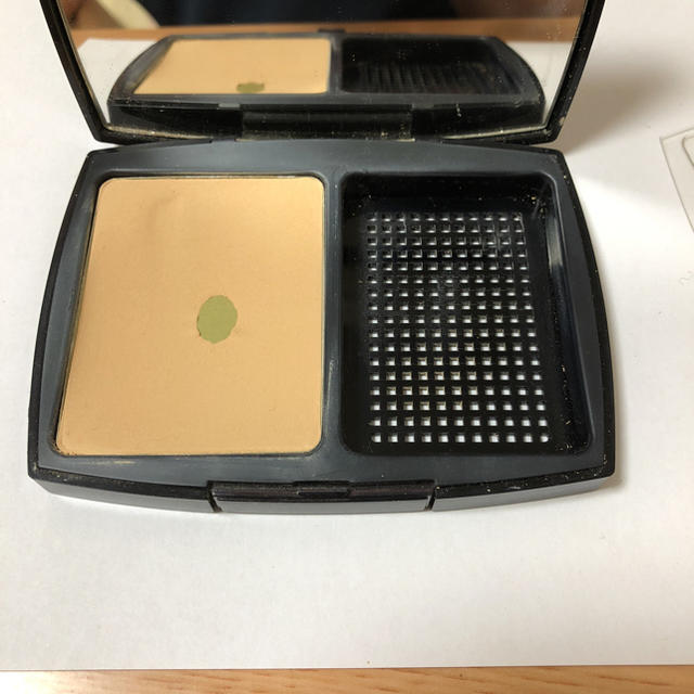 CHANEL(シャネル)のCHANEL DOUBLE PERFECTION COMPACT #50 コスメ/美容のベースメイク/化粧品(ファンデーション)の商品写真