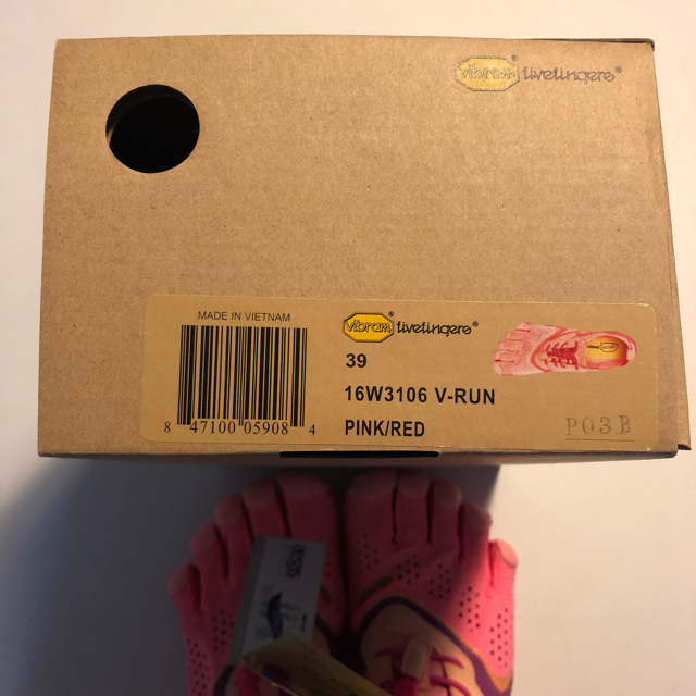 vibram(ビブラム)のVibram FiveFingers/W39(24.4cm) レディースの靴/シューズ(スニーカー)の商品写真