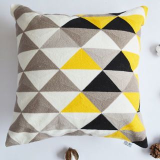 （即納商品）北欧柄刺繍入りデザイン高品質クッションカバー(クッションカバー)