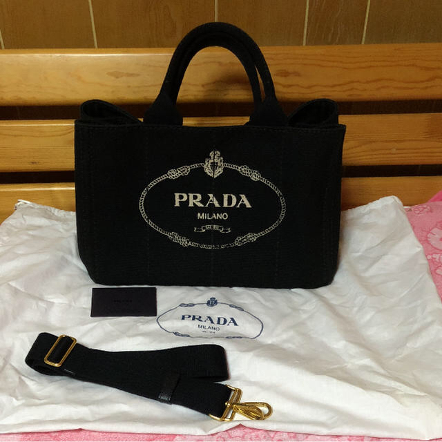 PRADA カナパレディース