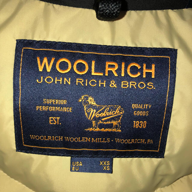 WOOLRICH(ウールリッチ)の美品 ウールリッチ  アークティックパーカー EU.xs メンズのジャケット/アウター(ダウンジャケット)の商品写真